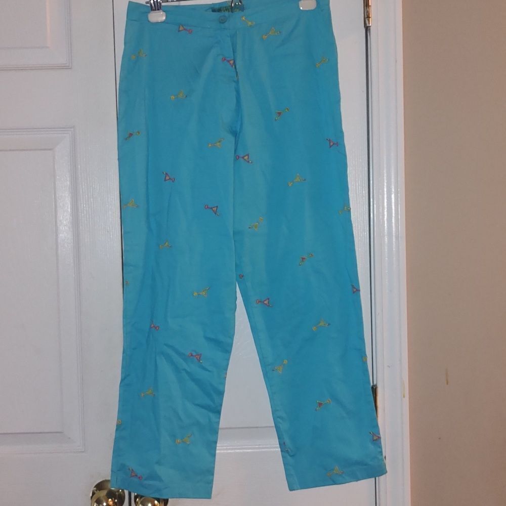 Cotton Connection martini embroidered capri cropped pants  Sz 4 NWOT